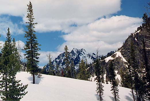 Between Bill and Teanaway Peaks